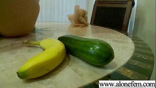 Cute nga Tin-edyer Amateur sa Pagdula Uban sa Dildos vid-14 Cute nga Tin-edyer Amateur sa Pagdula Uban sa Dildos vid-14