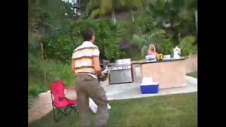 Кукла Диана -Грудастая Симпатичная Мамаша Трахается с Плохим Парнем Боюнча Соседству - www.extraxporn.com