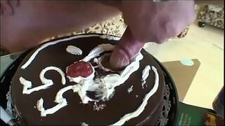 Zralý muž chce šukat dospívající Obj. 17