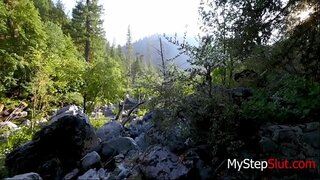 Девушка сосет своего папу