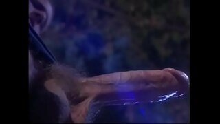 Busty ravenhaired kūdikis gauna daužė iki votary kaip ritualas Velnio kultas Busty ravenhaired kūdikis gauna daužė iki votary kaip ritualas Velnio kultas